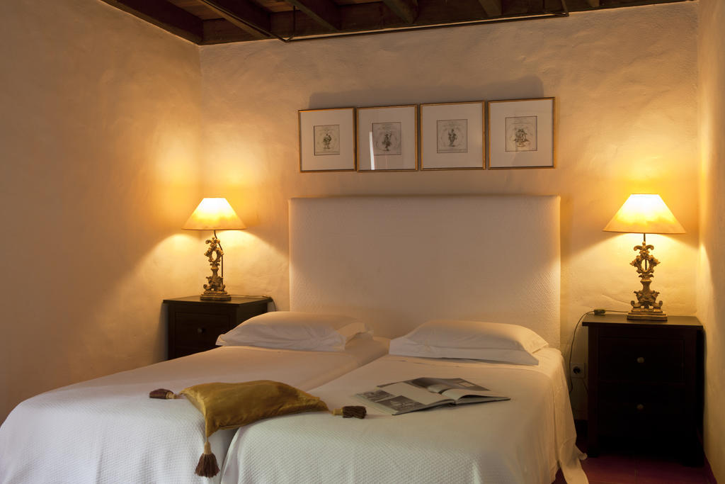 Convento Sao Saturnino Colares Room photo